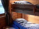 chata Skrolsvik - loznice s patrovou posteli